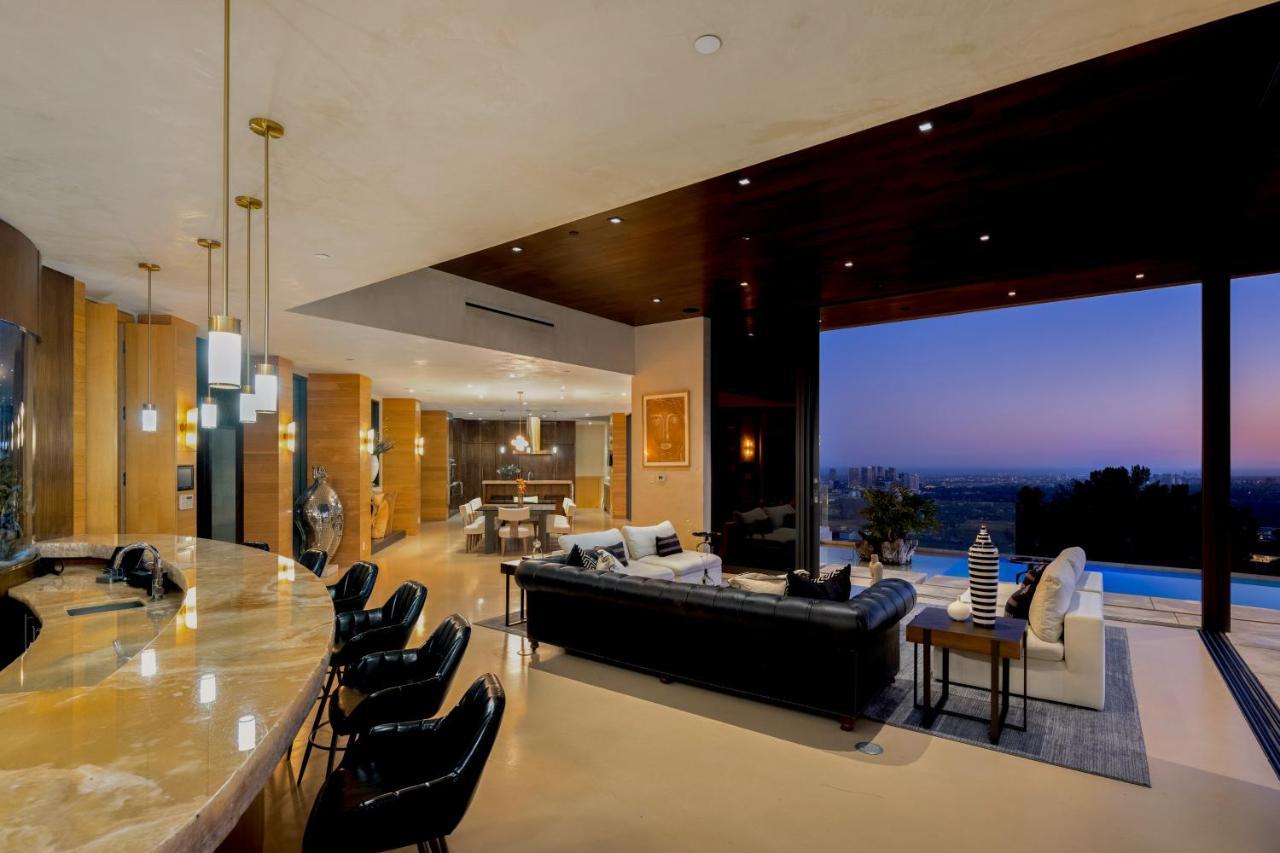 Villa Blue Jay Modern *