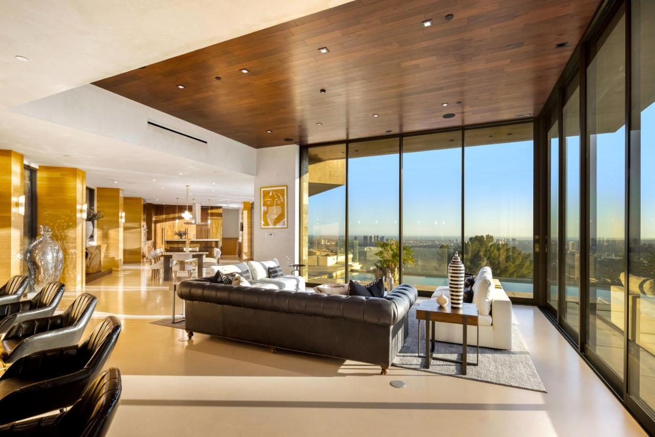 Blue Jay Modern Villa