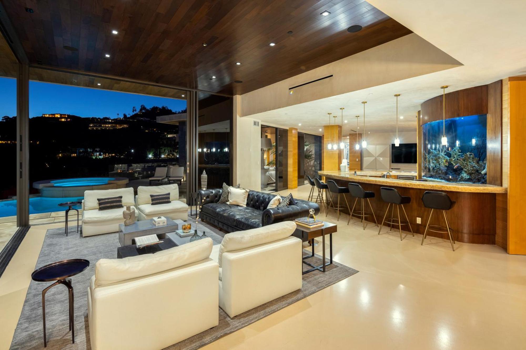 Blue Jay Modern Villa